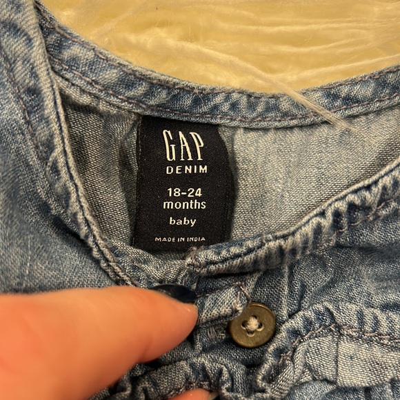 Gap 18-24 m girl dress good condition - Picture 3 of 3